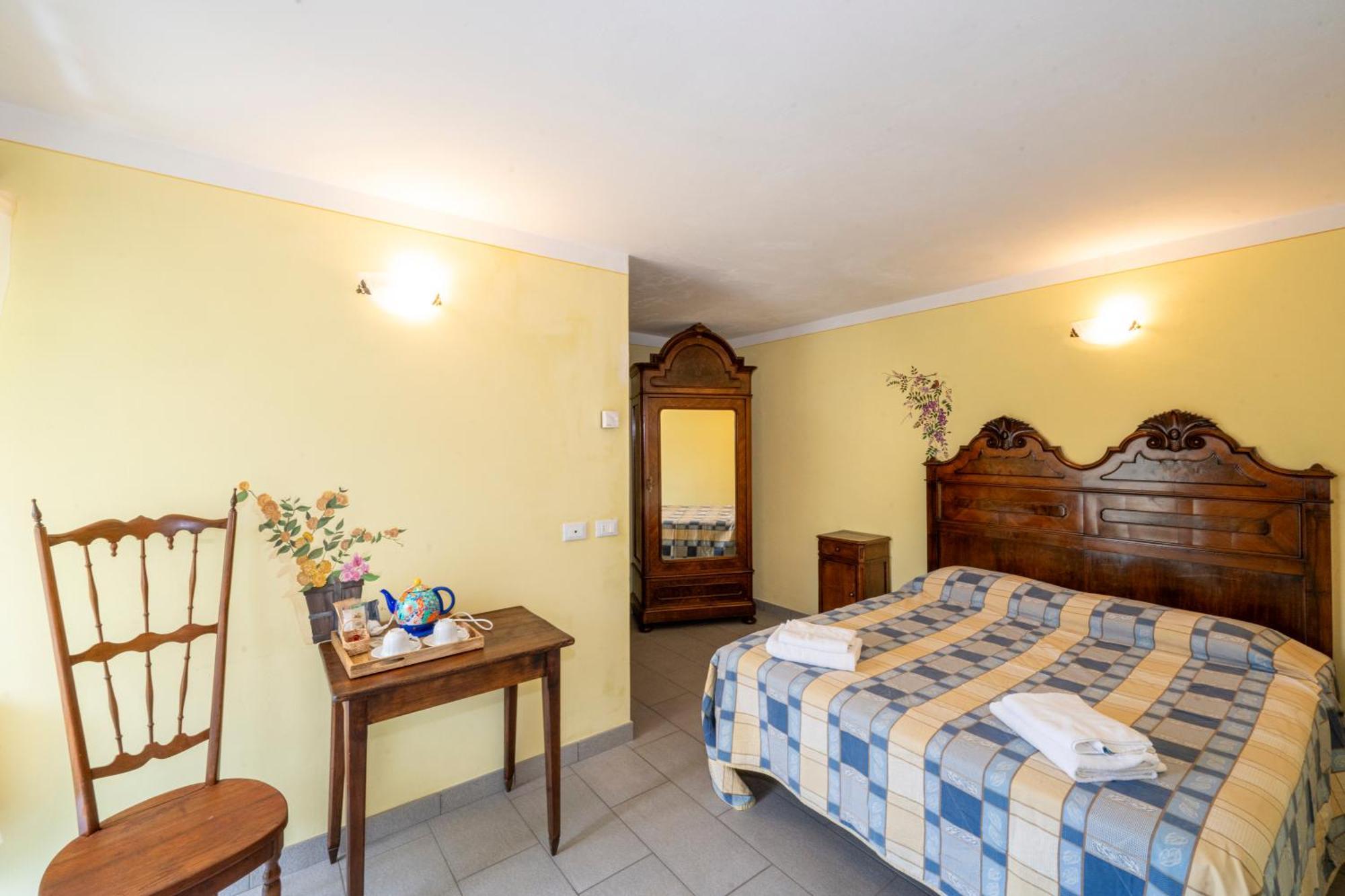 Guesthouse Giulietta E Romeo Cossogno ภายนอก รูปภาพ
