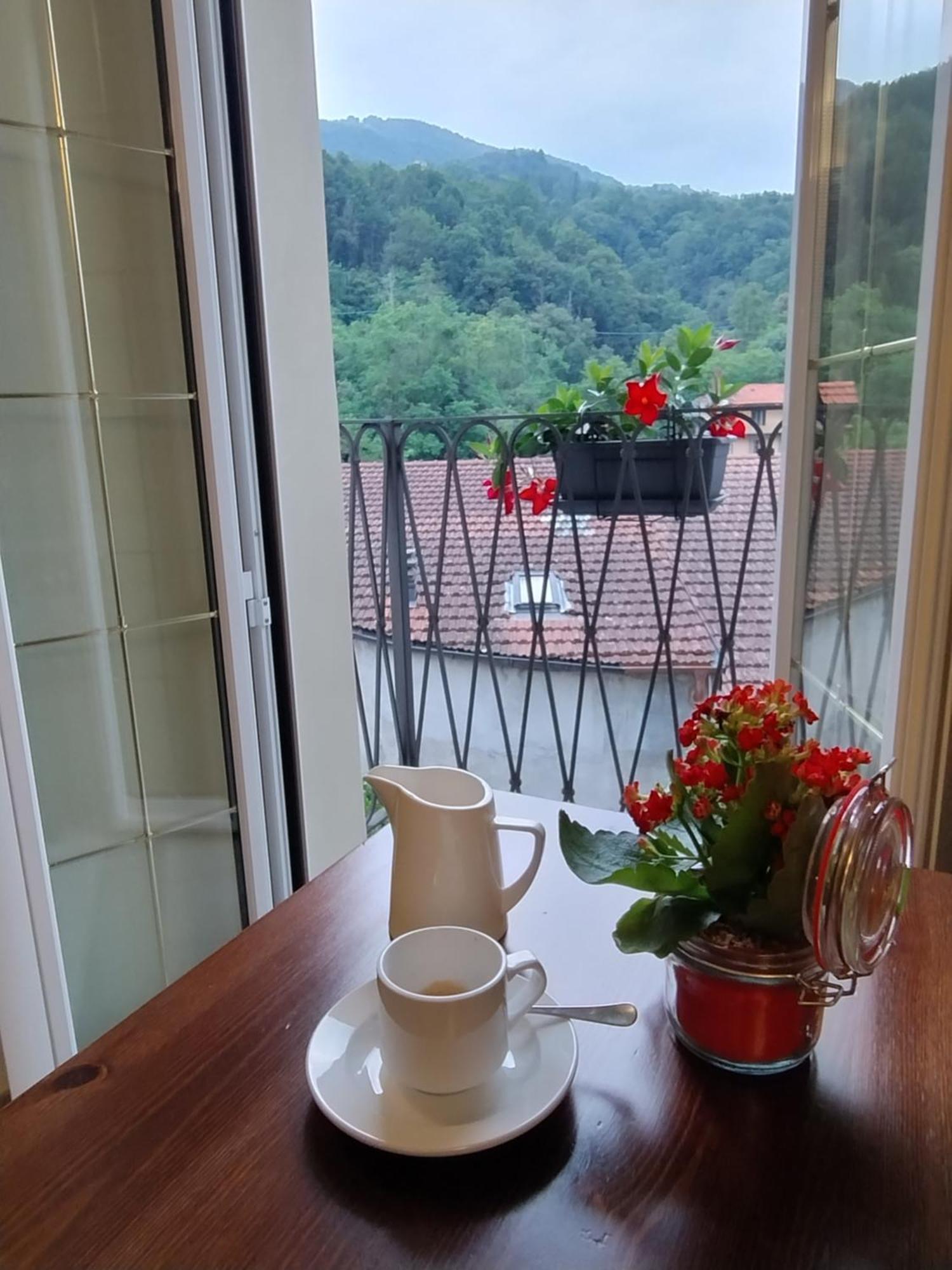 Guesthouse Giulietta E Romeo Cossogno ภายนอก รูปภาพ