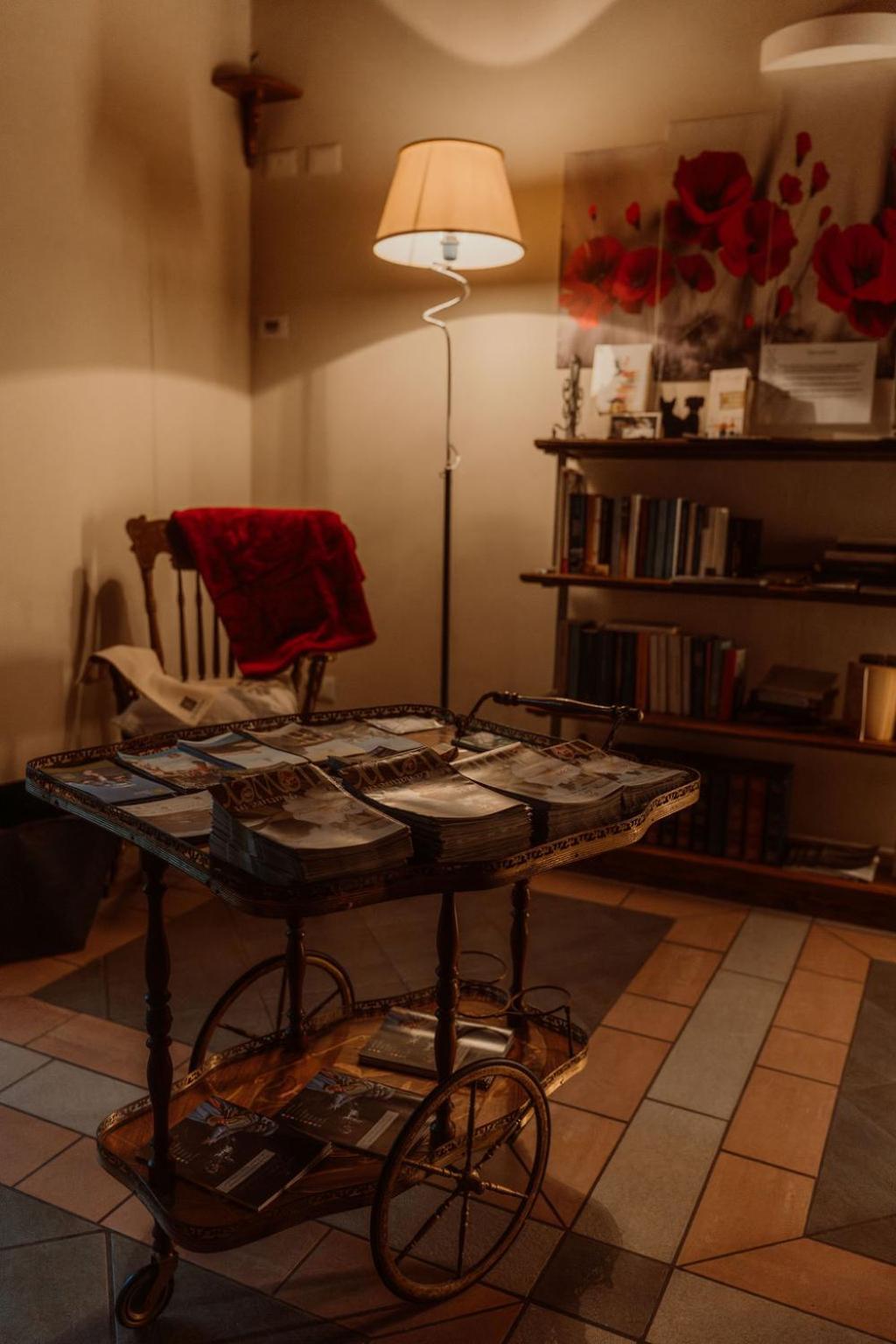 Guesthouse Giulietta E Romeo Cossogno ภายนอก รูปภาพ