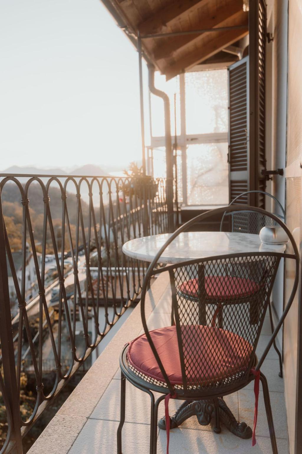 Guesthouse Giulietta E Romeo Cossogno ภายนอก รูปภาพ